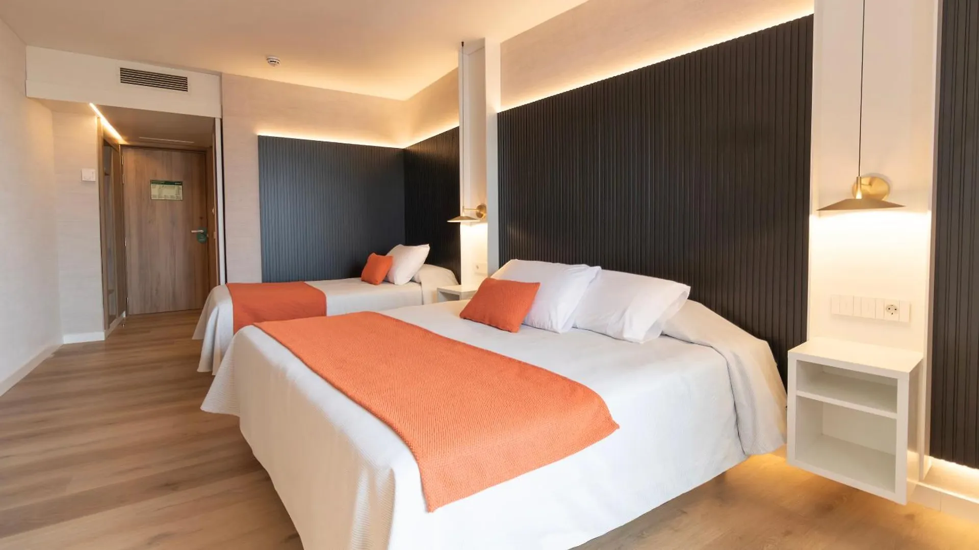 Golden Port Salou & Spa